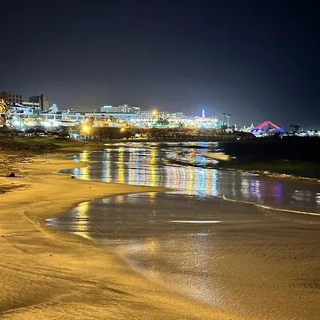 Spacious Art With Large Terrace, Relaxing Ocean View, Near Beaches Apartman Costa Adeje (Tenerife)