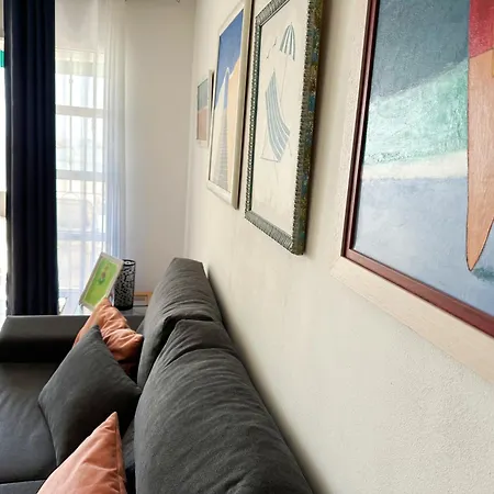 Spacious Art With Large Terrace, Relaxing Ocean View, Near Beaches * אדחה