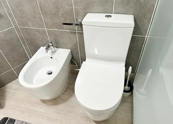 Apartment Spacious Art With Large Terrace, Relaxing Ocean View, Near Beaches