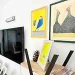 Spacious Art With Large Terrace, Relaxing Ocean View, Near Beaches