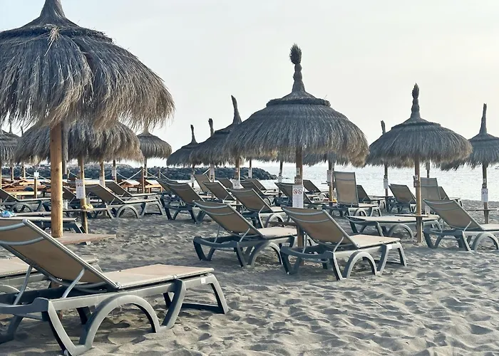 Spacious Art With Large Terrace, Relaxing Ocean View, Near Beaches