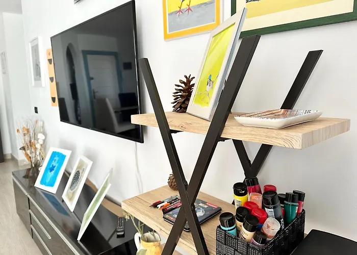 Lägenhet Spacious Art With Large Terrace, Relaxing Ocean View, Near Beaches *